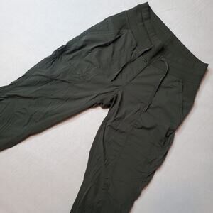 Lululemon Women's Size 4 Dance Studio Pant Unlined Dark Green